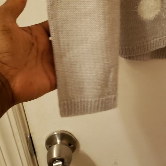 Roebuck & CO. Girls Pullover Gray Top. Size 16 - Picture 2 of 7